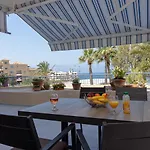 Lägenhet 105 Kings Palace - Fabulous 2 Bed, 2 Bath, Large Patio With Garden - Sea Views Paphos