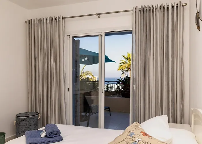 105 Kings Palace - Fabulous 2 Bed, 2 Bath, Large Patio With Garden - Sea Views شقة *