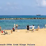 105 Kings Palace - Fabulous 2 Bed, 2 Bath, Large Patio With Garden - Sea Views * Paphos