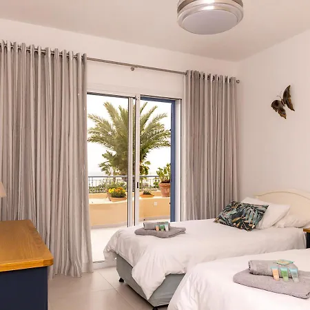 105 Kings Palace - Fabulous 2 Bed, 2 Bath, Large Patio With Garden - Sea Views شقة *