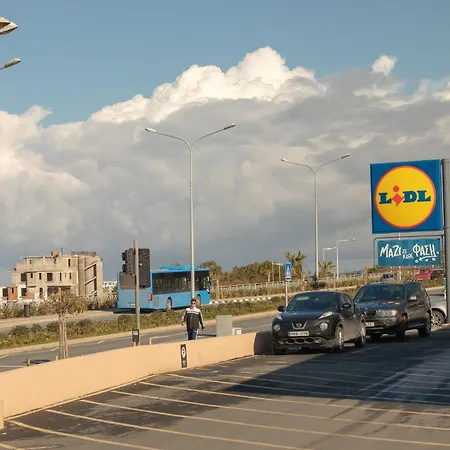 105 Kings Palace - Fabulous 2 Bed, 2 Bath, Large Patio With Garden - Sea Views