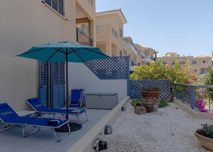 Apartamento 105 Kings Palace - Fabulous 2 Bed, 2 Bath, Large Patio With Garden - Sea Views *