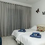105 Kings Palace - Fabulous 2 Bed, 2 Bath, Large Patio With Garden - Sea Views Διαμέρισμα