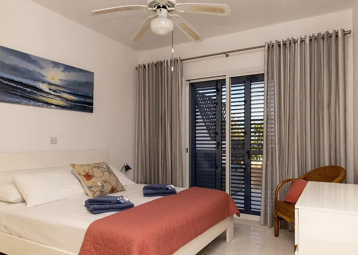 アパート 105 Kings Palace - Fabulous 2 Bed, 2 Bath, Large Patio With Garden - Sea Views *