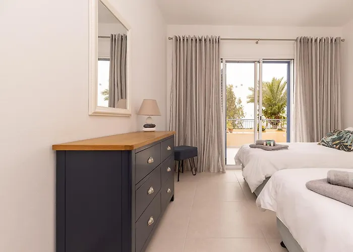 アパート 105 Kings Palace - Fabulous 2 Bed, 2 Bath, Large Patio With Garden - Sea Views