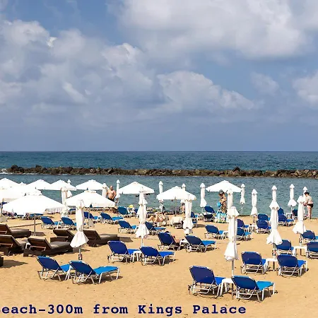 105 Kings Palace - Fabulous 2 Bed, 2 Bath, Large Patio With Garden - Sea Views Paphos