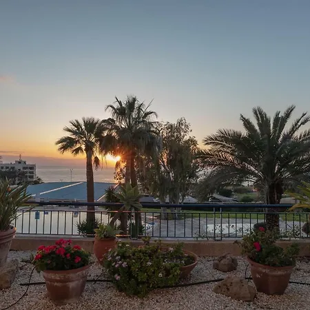 Apartmán 105 Kings Palace - Fabulous 2 Bed, 2 Bath, Large Patio With Garden - Sea Views *